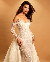 Load image into Gallery viewer, The Evelyn Gown