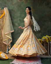 Load image into Gallery viewer, Gulmora Lehenga Set