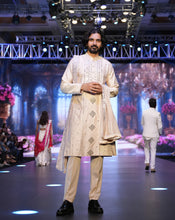 Load image into Gallery viewer, Pink embellished Mirror kurta