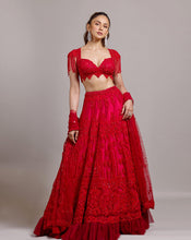 Load image into Gallery viewer, L'élégant Rakul Lehenga