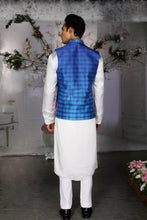 Load image into Gallery viewer, The Kovaltio Cowl Kurta and Kapu Bandi - Archana Kochhar India
