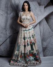 Load image into Gallery viewer, The Ivory Regal Paradise