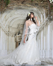 Load image into Gallery viewer, Mermaid White Trail Gown - Archana Kochhar India