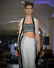 Load image into Gallery viewer, Madhubani Outfit - Archana Kochhar India