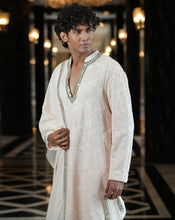 Load image into Gallery viewer, Ainna Soft Pink Kurta Set
